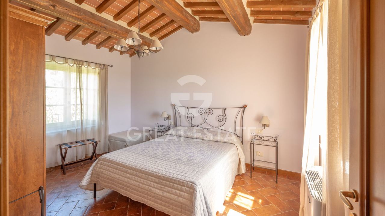 House in Foiano della Chiana, Italy, 659.2 m² - picture 11