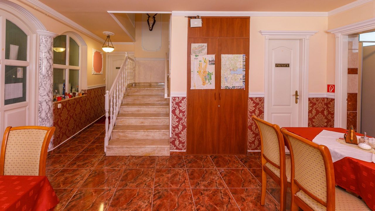 Hôtel à Hévíz, Hongrie, 657 m² - image 8