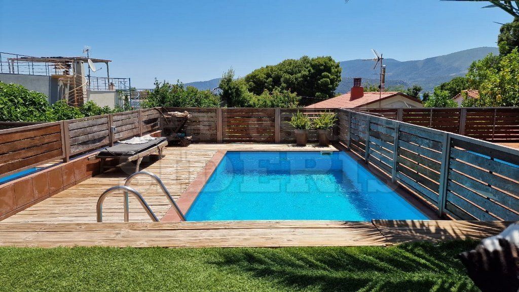 Haus in Loutraki, Griechenland, 150 m² - Foto 1