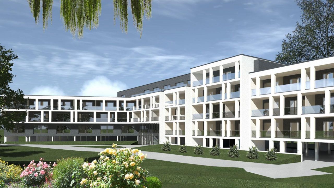 Investment project in Heviz, Hungary, 4 971 m² - picture 1