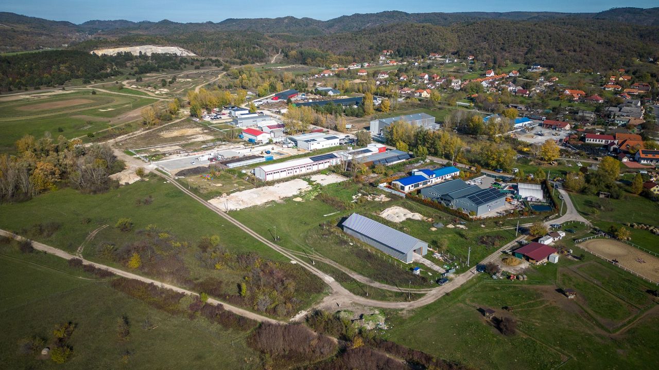 Industrial en Gyenesdiás, Hungría, 480 m² - imagen 7