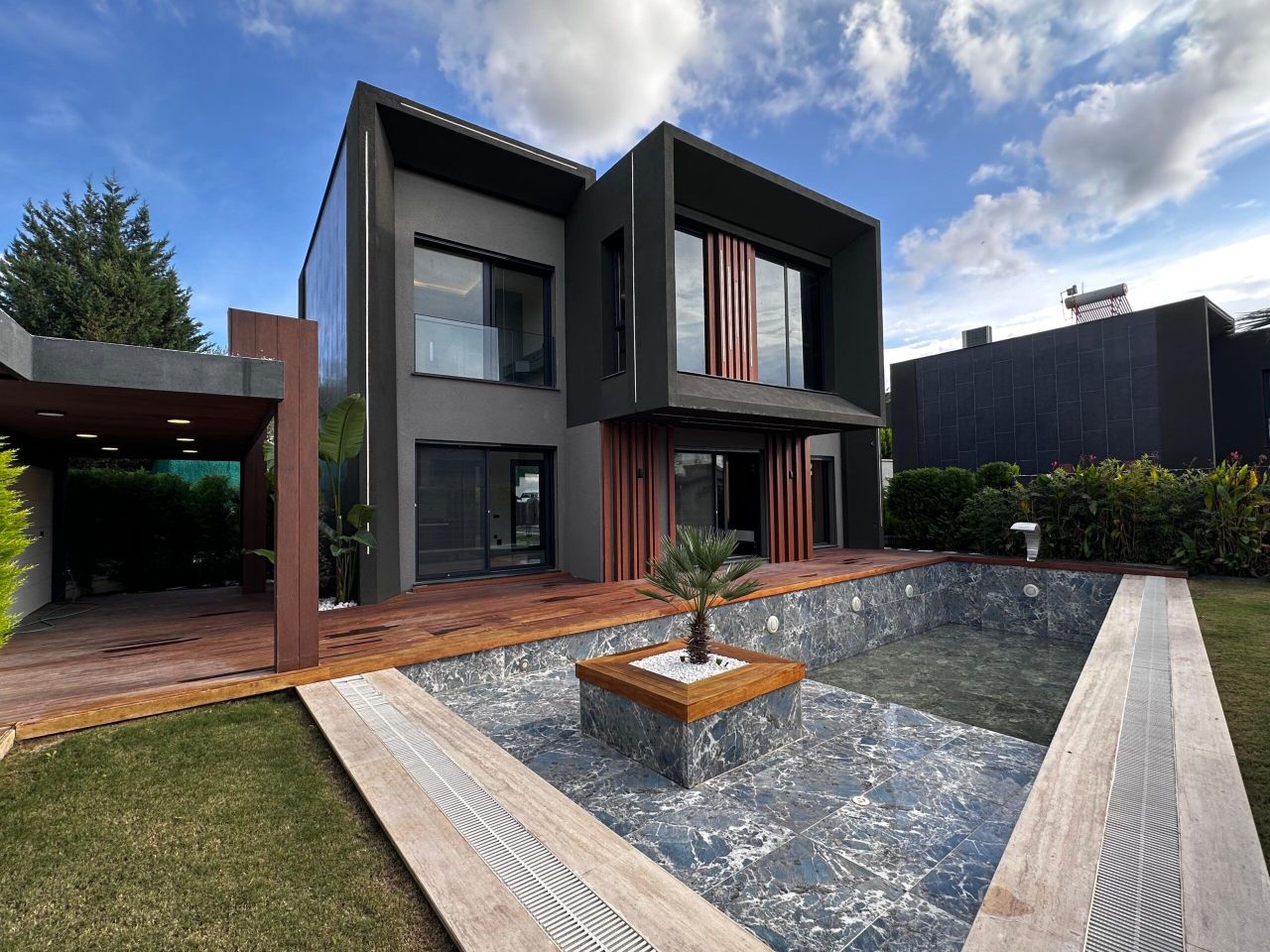 Villa en Kusadasi, Turquia, 185 m² - imagen 1