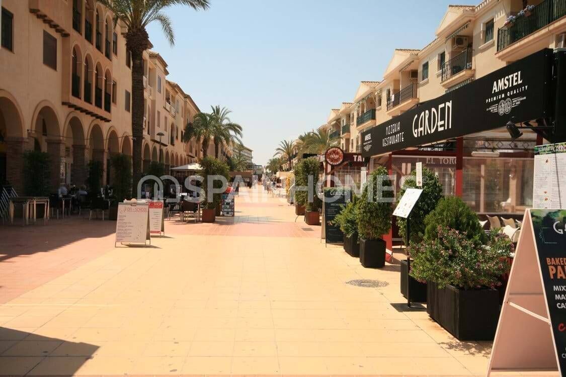 Villa en Los Alcázares, España, 255 m² - imagen 11