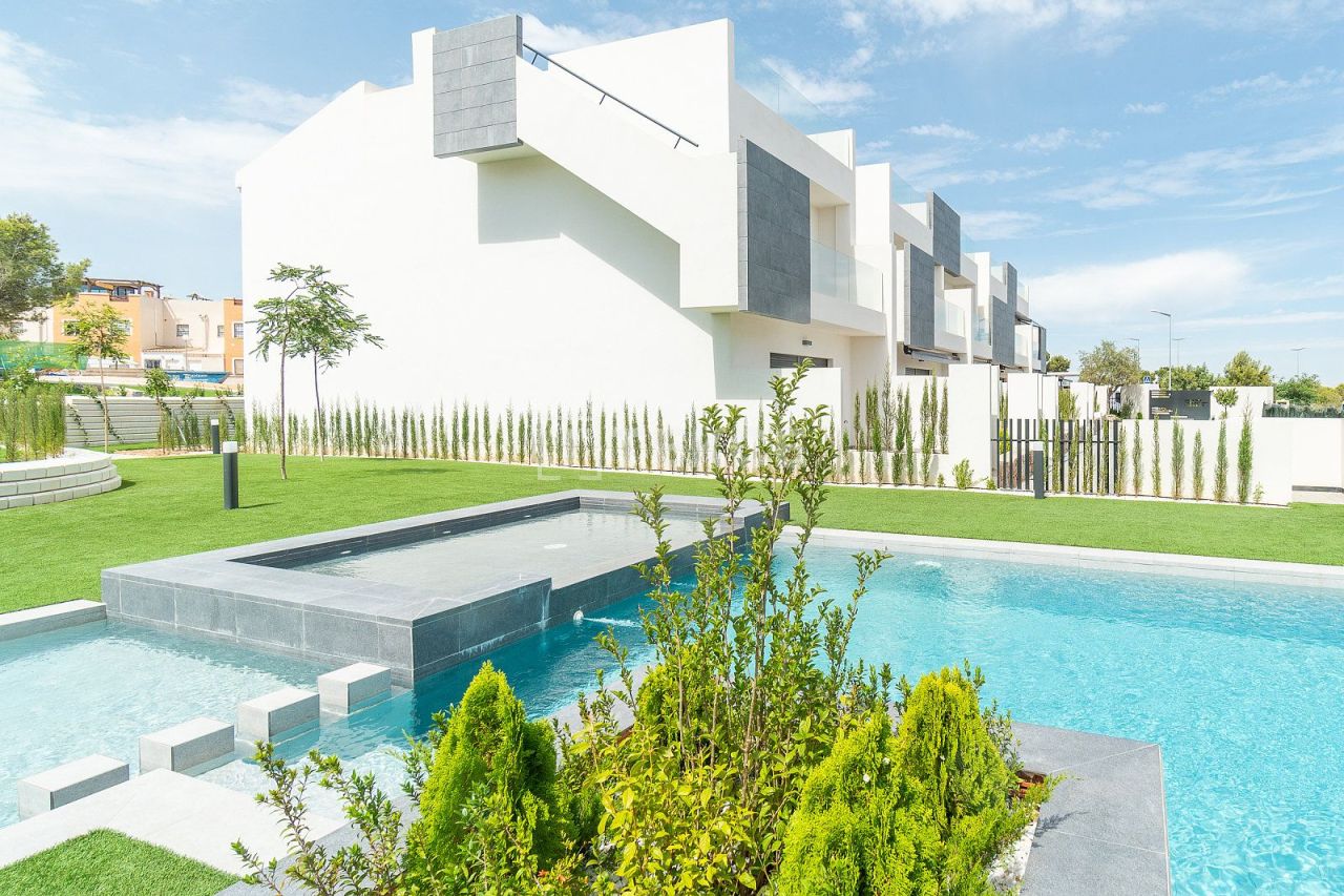 Penthouse in Torrevieja, Spanien, 74 m² - Foto 1
