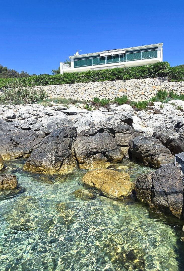 Villa on Vis, Croatia, 215 m² - picture 8