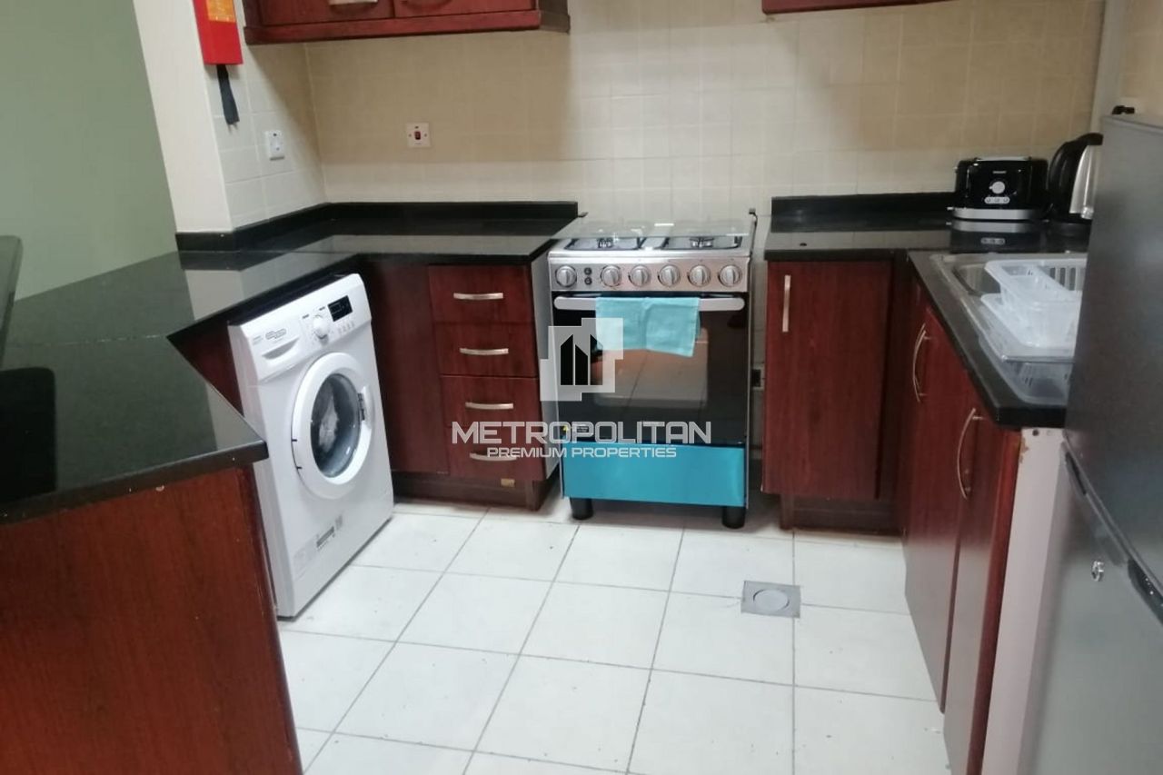 Apartamento en Dubái, EAU, 89 m² - imagen 1