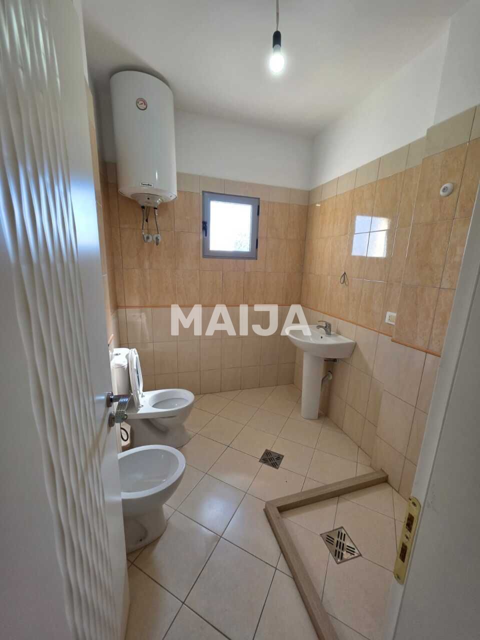 Flat in Vlore, Albania, 100 m² - picture 9