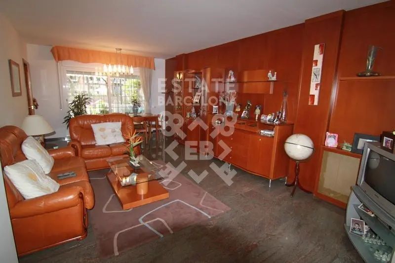 House in Gava Mar, Spain, 375 m² - picture 7