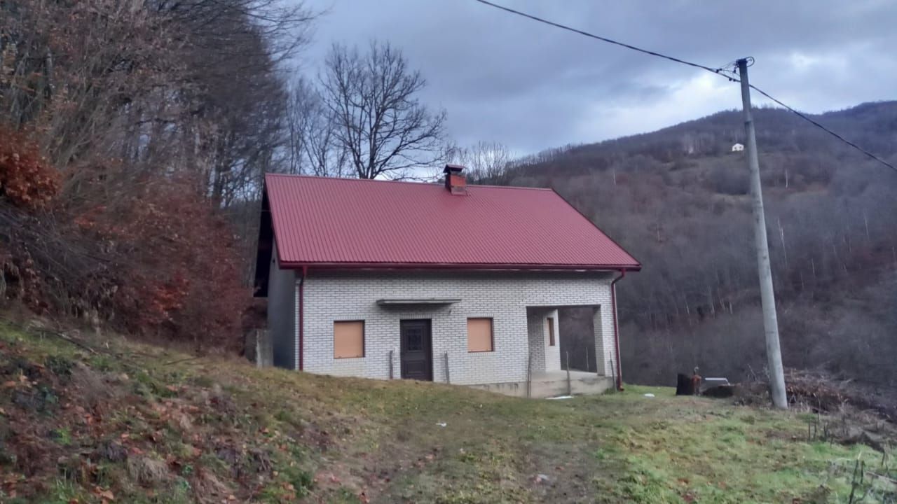 Casa en Mojkovac, Montenegro, 280 m² - imagen 1