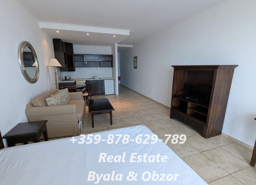 Flat in Obzor, Bulgaria, 64 m² - picture 9