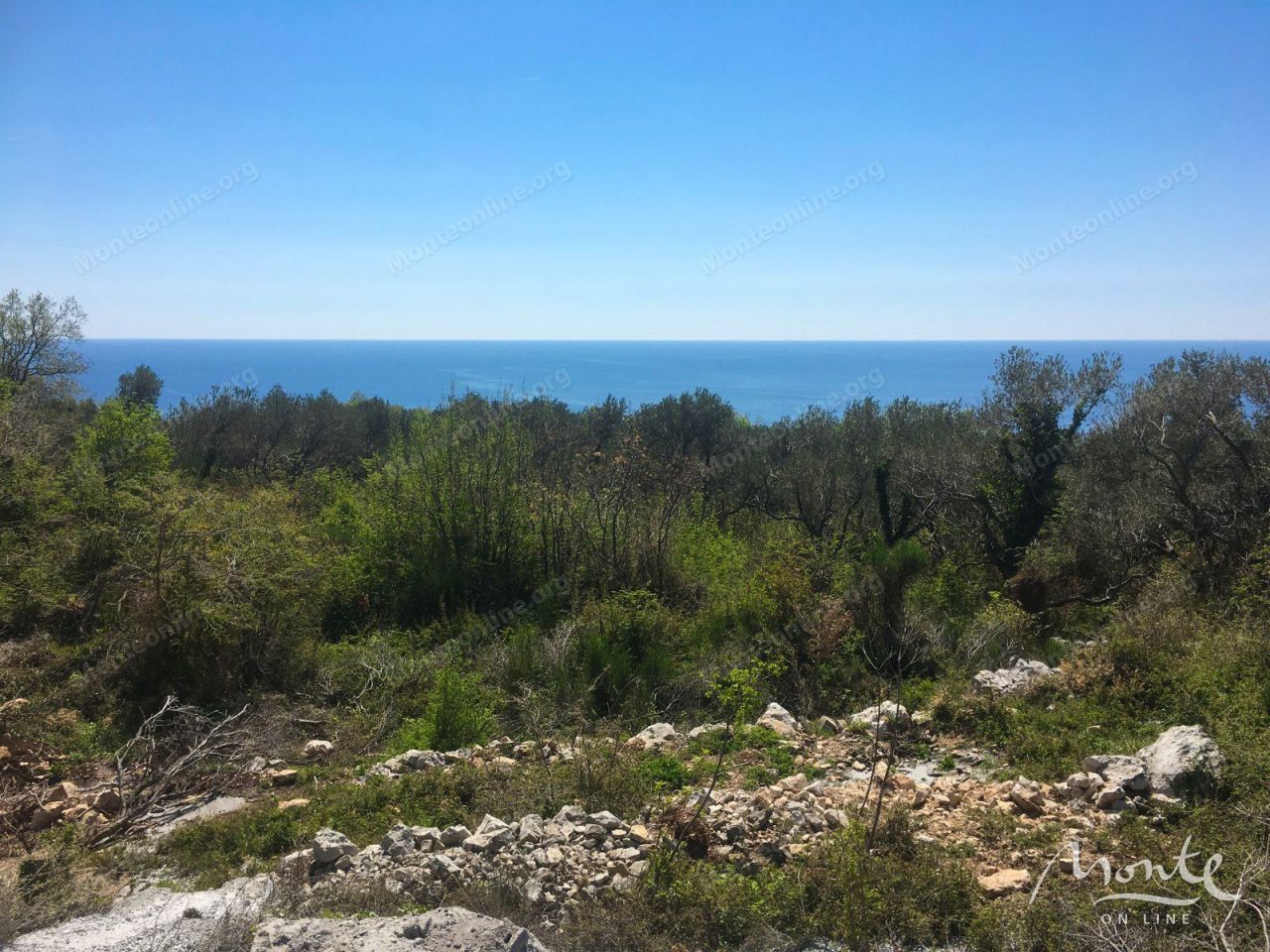 Terreno en Budva, Montenegro, 6 049 m² - imagen 1