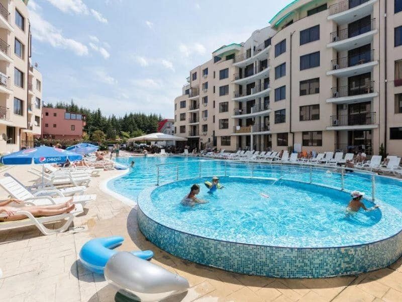 Appartement à Slantchev Briag, Bulgarie, 80 m² - image 1