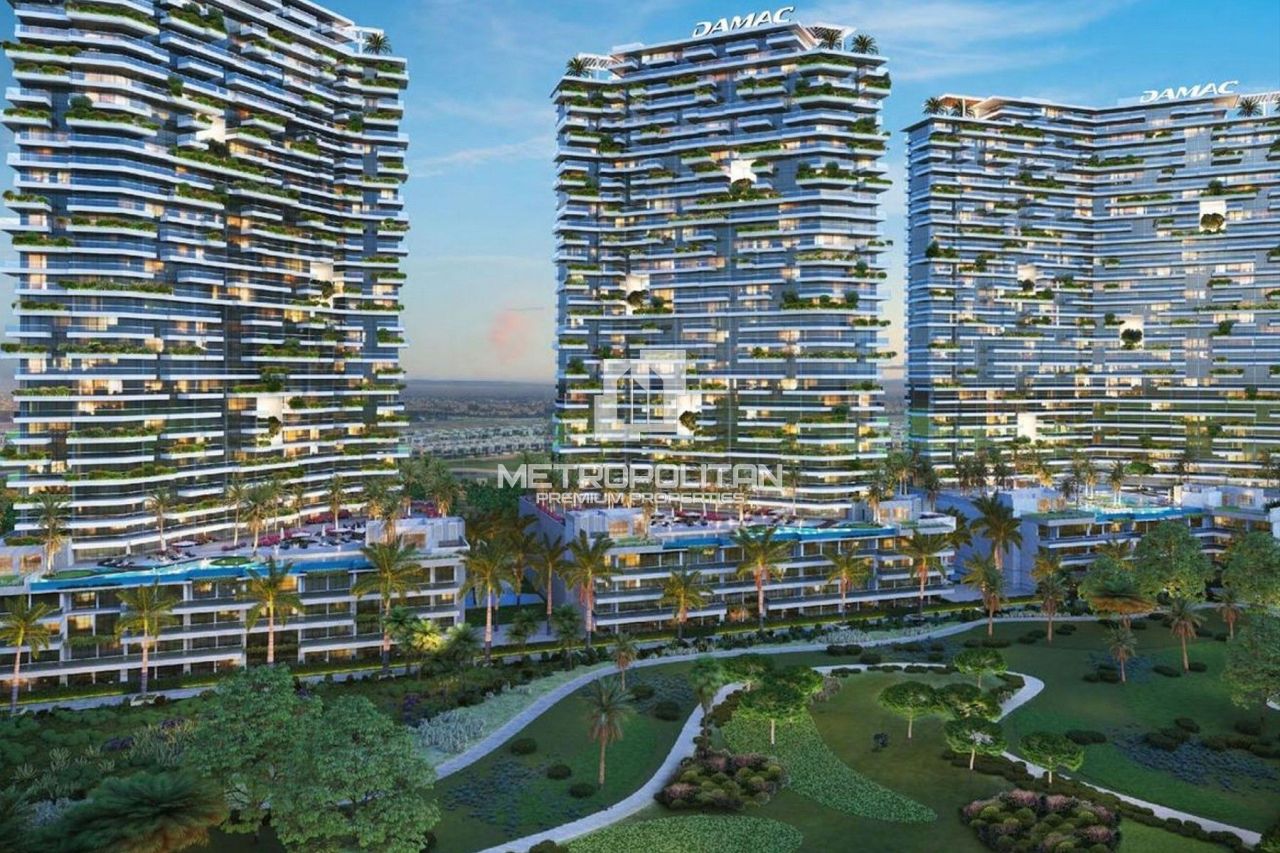 Apartment in Dubai, UAE, 63 m² - picture 1