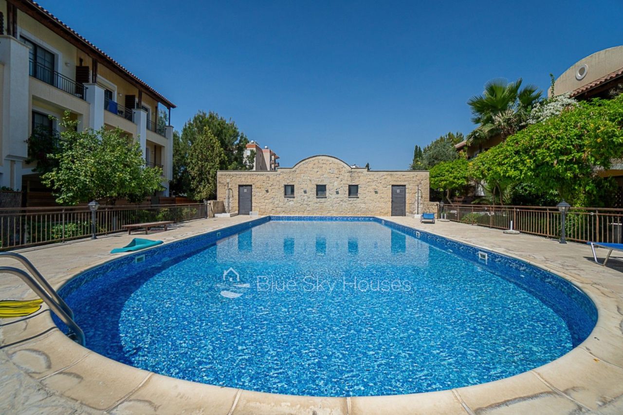 Casa adosada en Limasol, Chipre, 104 m² - imagen 1
