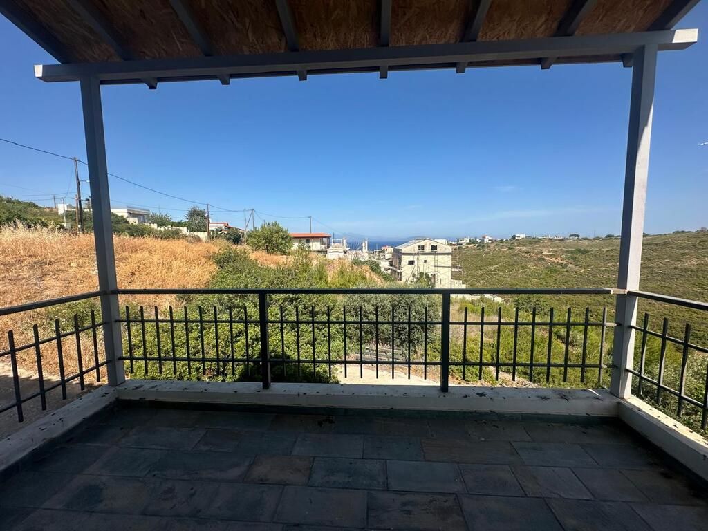 House in Rafina, Greece, 230 m² - picture 1