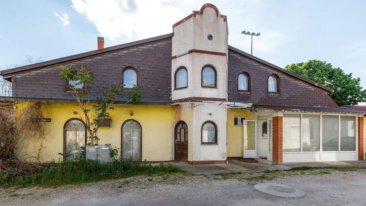 Biens commerciaux à Hévíz, Hongrie, 360 m² - image 1