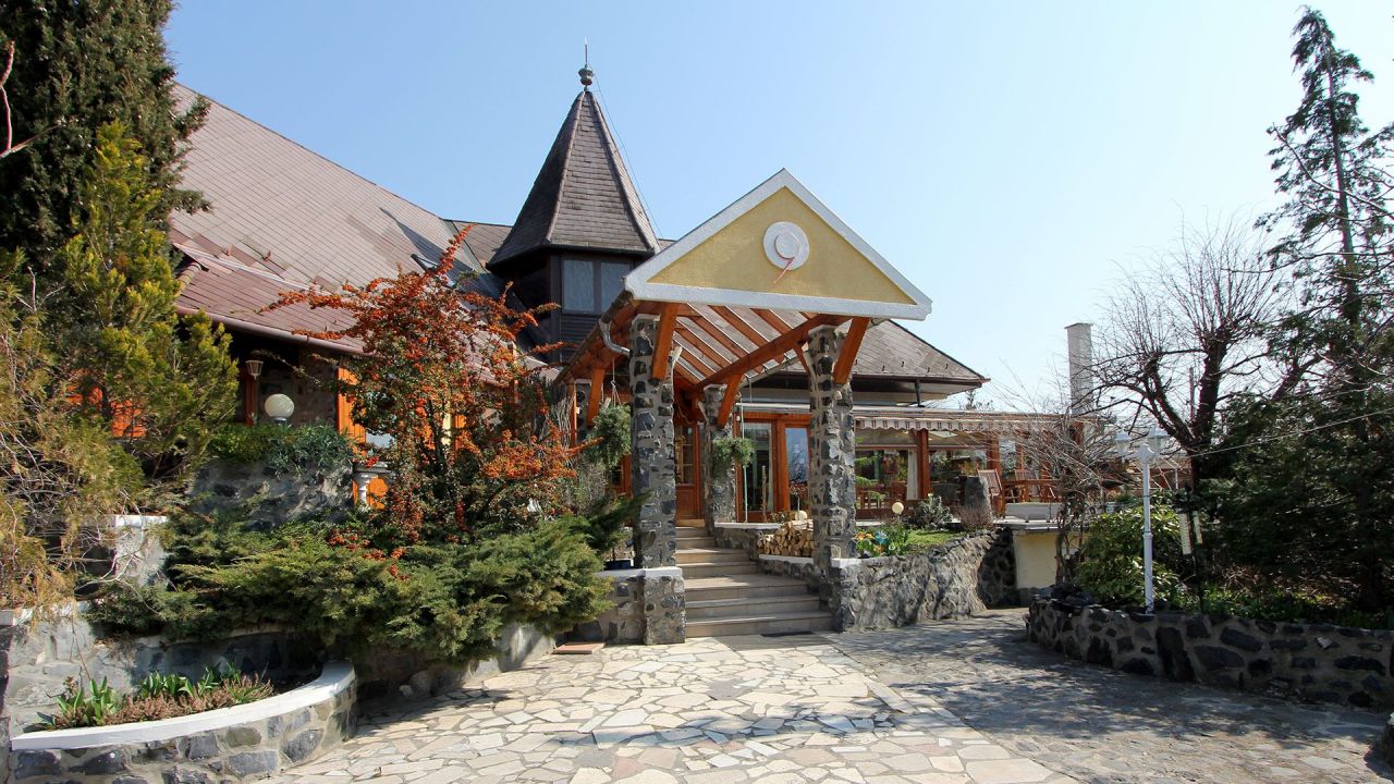 Hotel in Gyenesdias, Hungary, 880 m² - picture 3