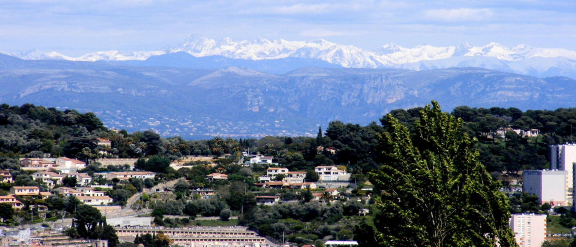 Villa in Vallauris, France, 91.09 m² - picture 1