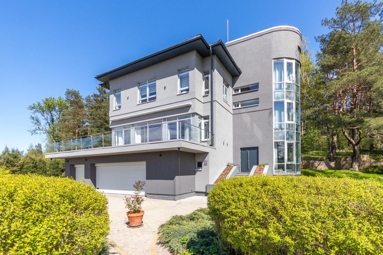 Maison à Riga, Lettonie, 565 m² - image 1