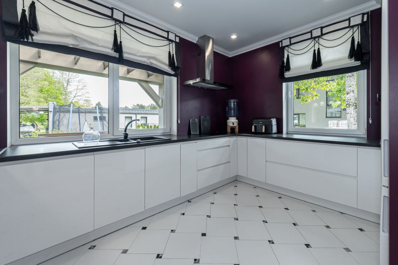 House in Mārupe Municipality, Latvia, 290 m² - picture 11