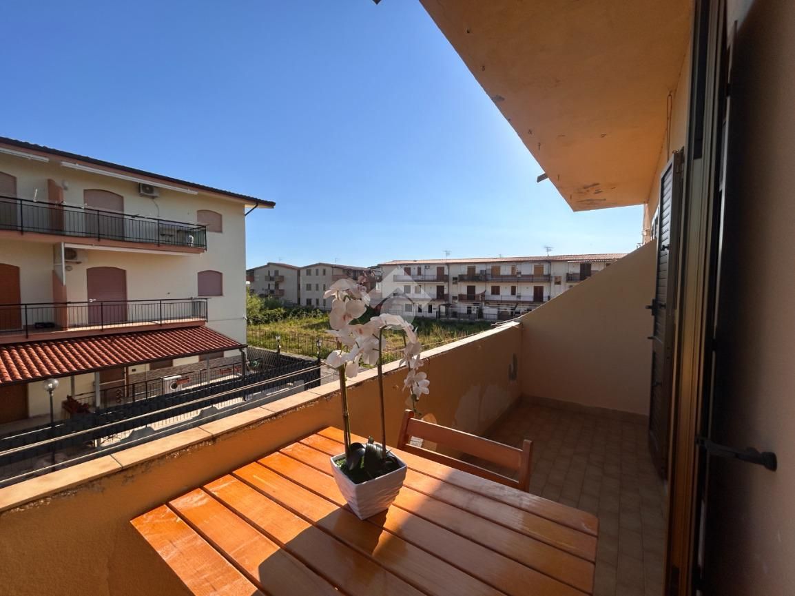 Appartement à Santa Maria del Cedro, Italie, 39 m² - image 1