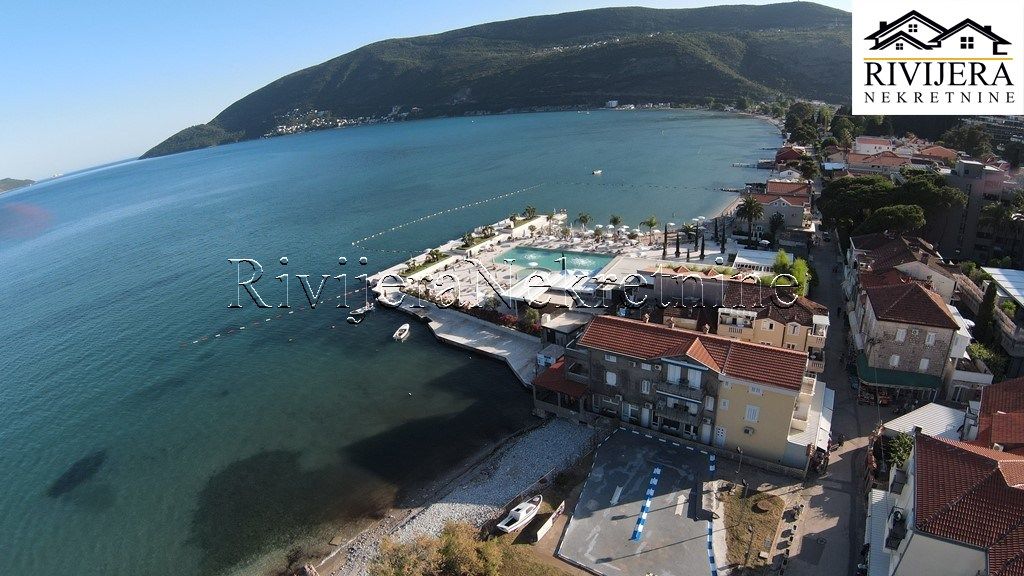 Appartement à Herceg-Novi, Monténégro, 34 m² - image 1