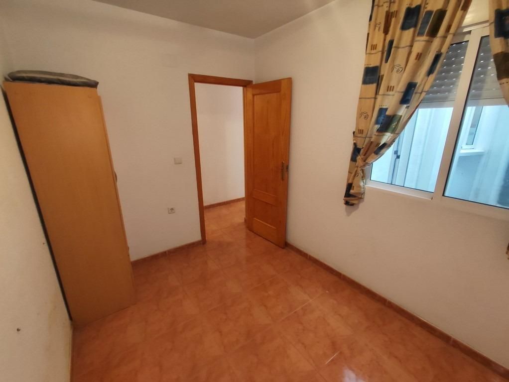 Piso en Torrevieja, España, 68 m² - imagen 4