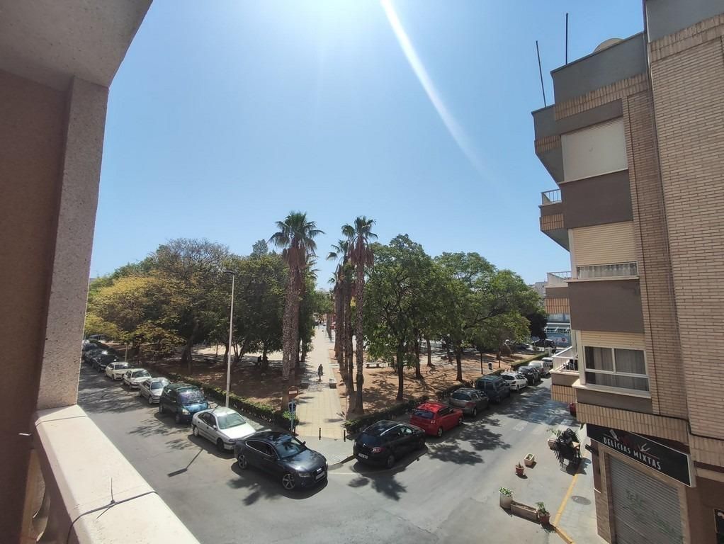 Appartement à Torrevieja, Espagne, 68 m² - image 1