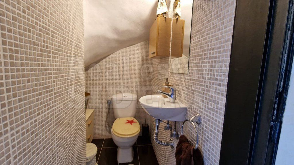 Apartment in Loutraki, Greece, 55 m² - picture 9