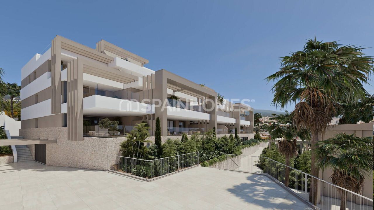 Apartment in Estepona, Spain, 142 m² - picture 1
