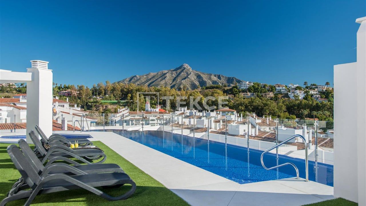 Penthouse in Marbella, Spain, 122 m² - picture 1