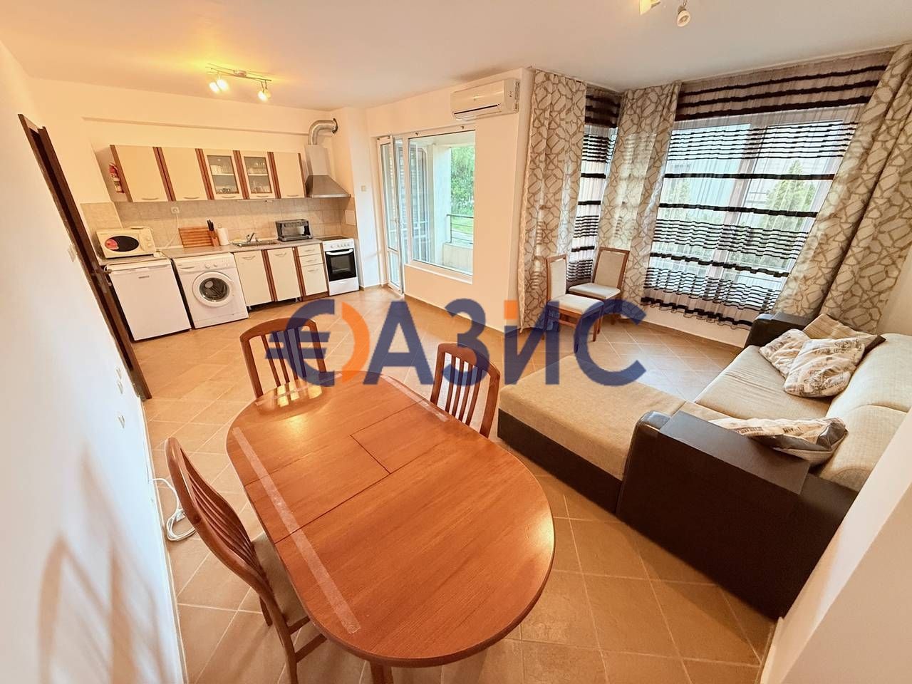 Appartement à Slantchev Briag, Bulgarie, 102 m² - image 1