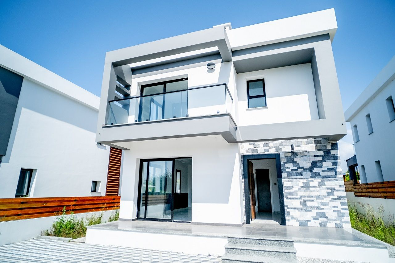 Villa à Alsancak, Chypre, 267 m² - image 1