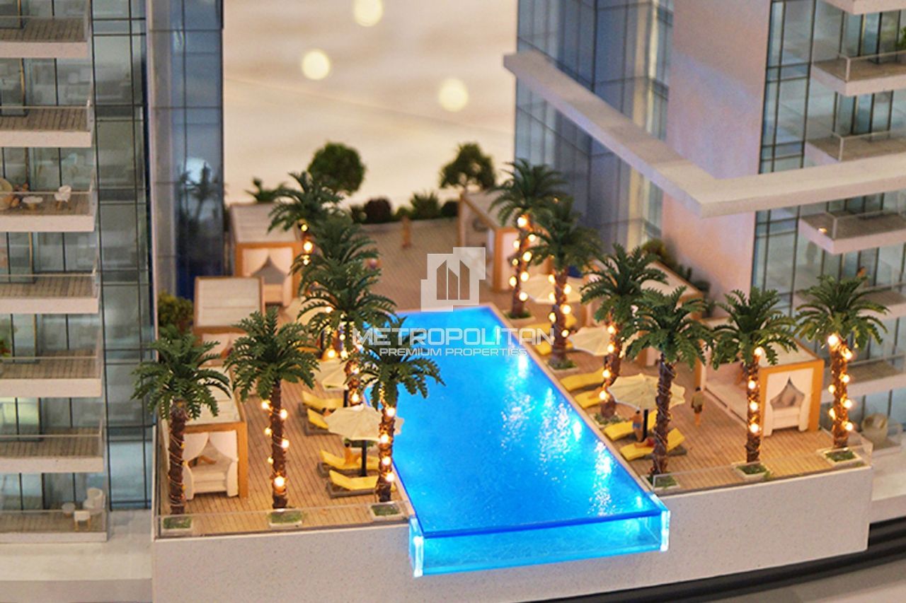 Apartment in Dubai, UAE, 120 m² - picture 1