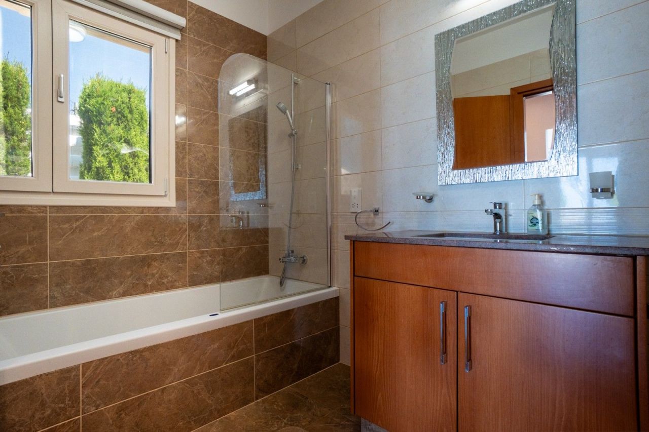 Villa en Pafos, Chipre, 253 m² - imagen 18