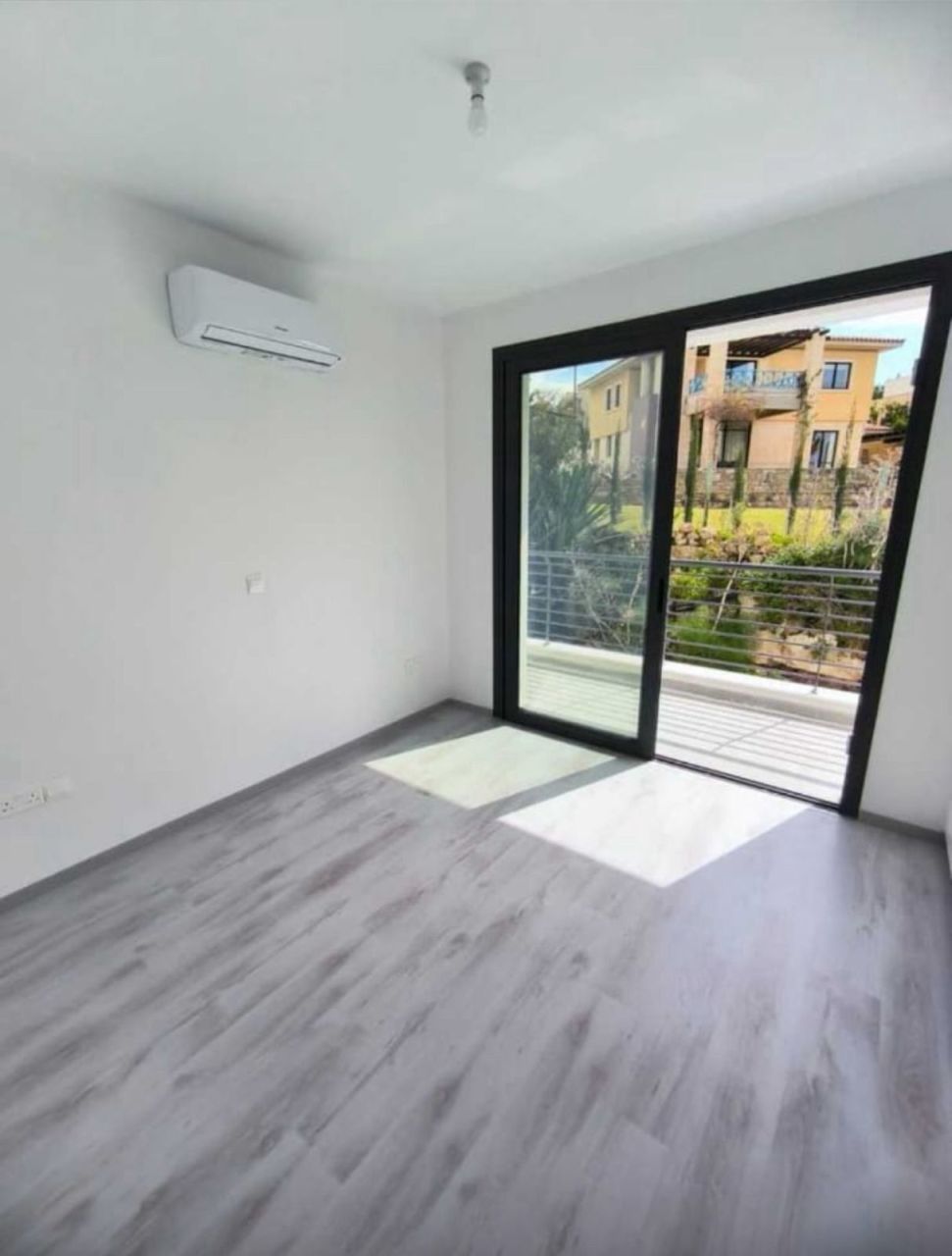 Haus in Mesogi, Zypern, 419 m² - Foto 1