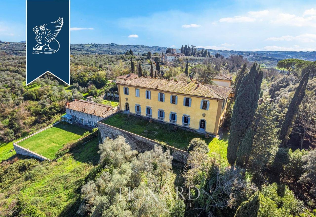 Villa in Florenz, Italien, 2 000 m² - Foto 1
