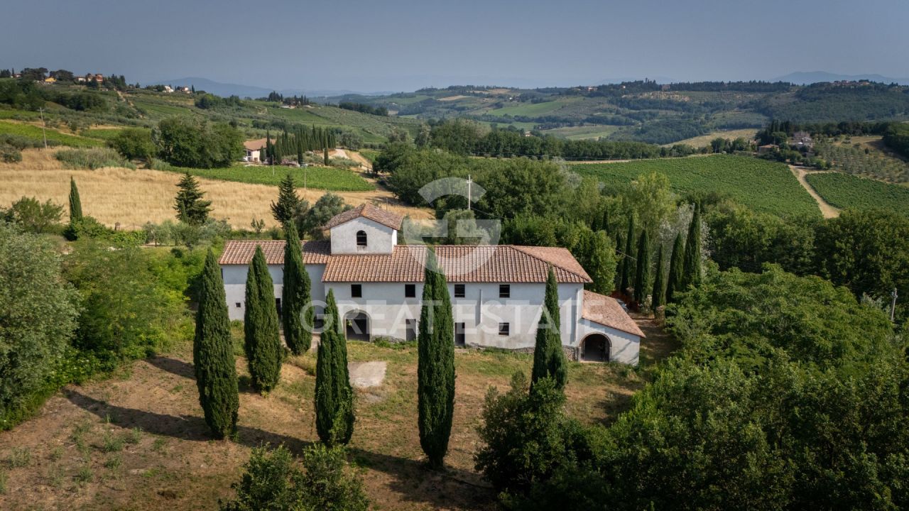 House in Montespertoli, Italy, 660 m² - picture 1