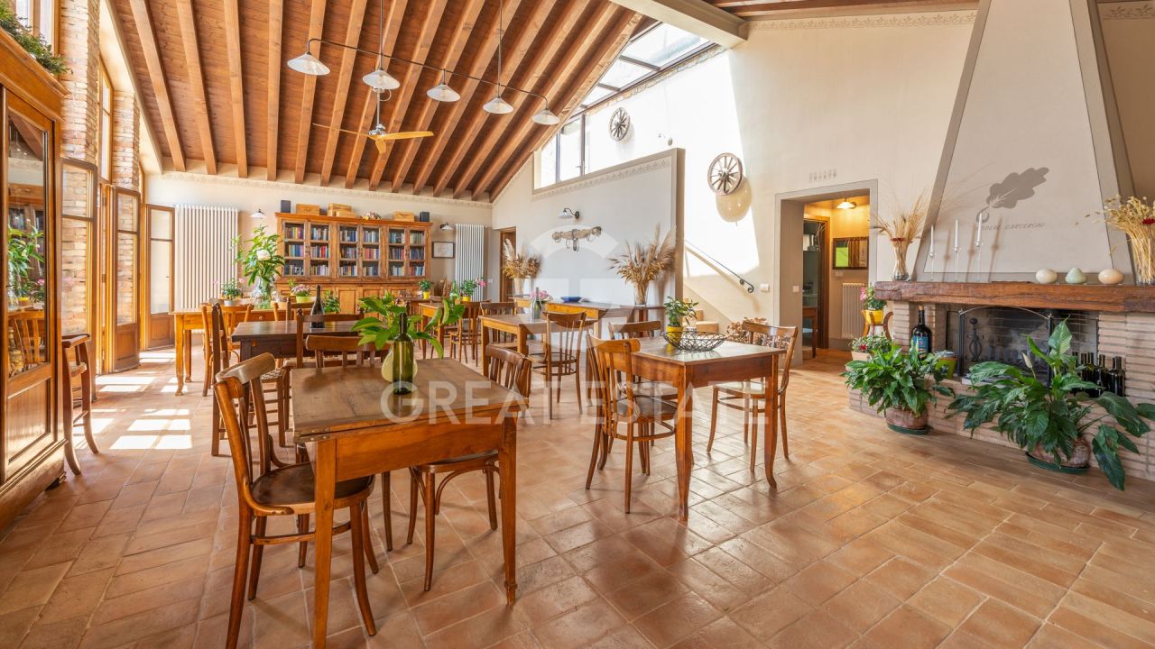 Casa Cinigiano, Italia, 733 m² - imagen 9