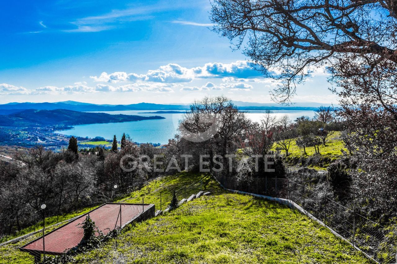Casa en Passignano sul Trasimeno, Italia, 381.1 m² - imagen 9