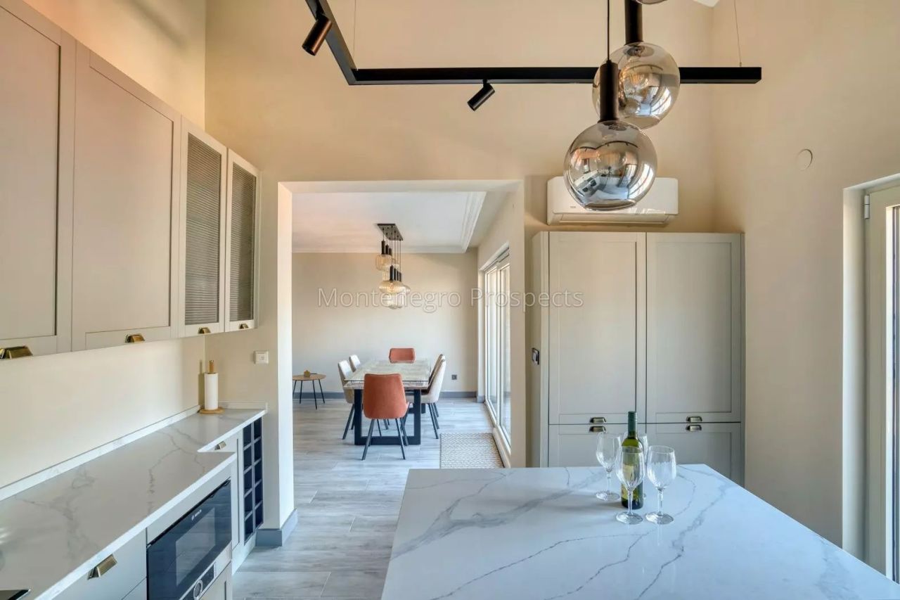 Apartment in Prcanj, Montenegro, 121 m² - picture 14