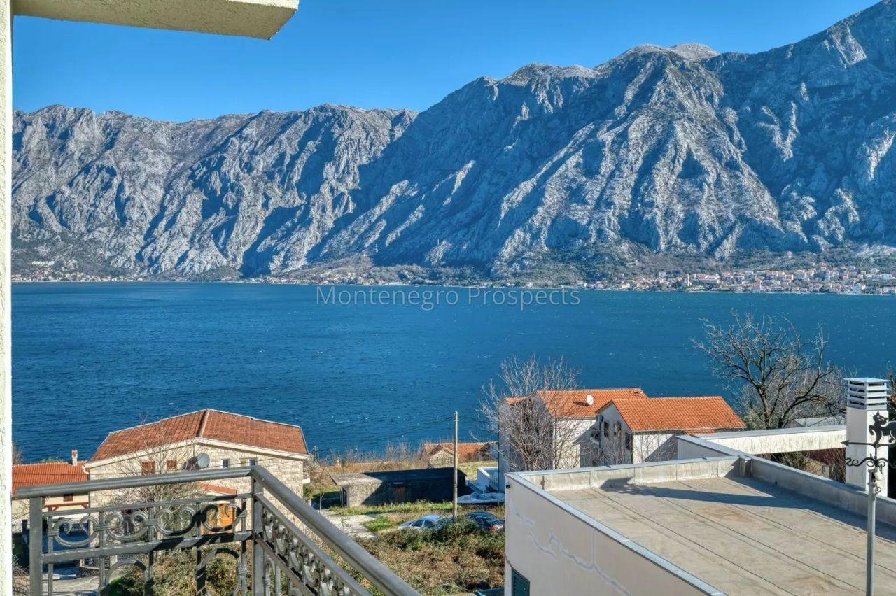 Apartment in Prcanj, Montenegro, 121 m² - picture 6