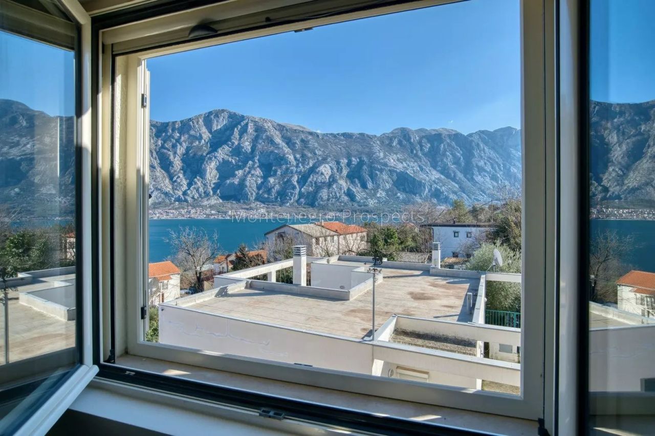 Apartment in Prcanj, Montenegro, 121 m² - picture 11