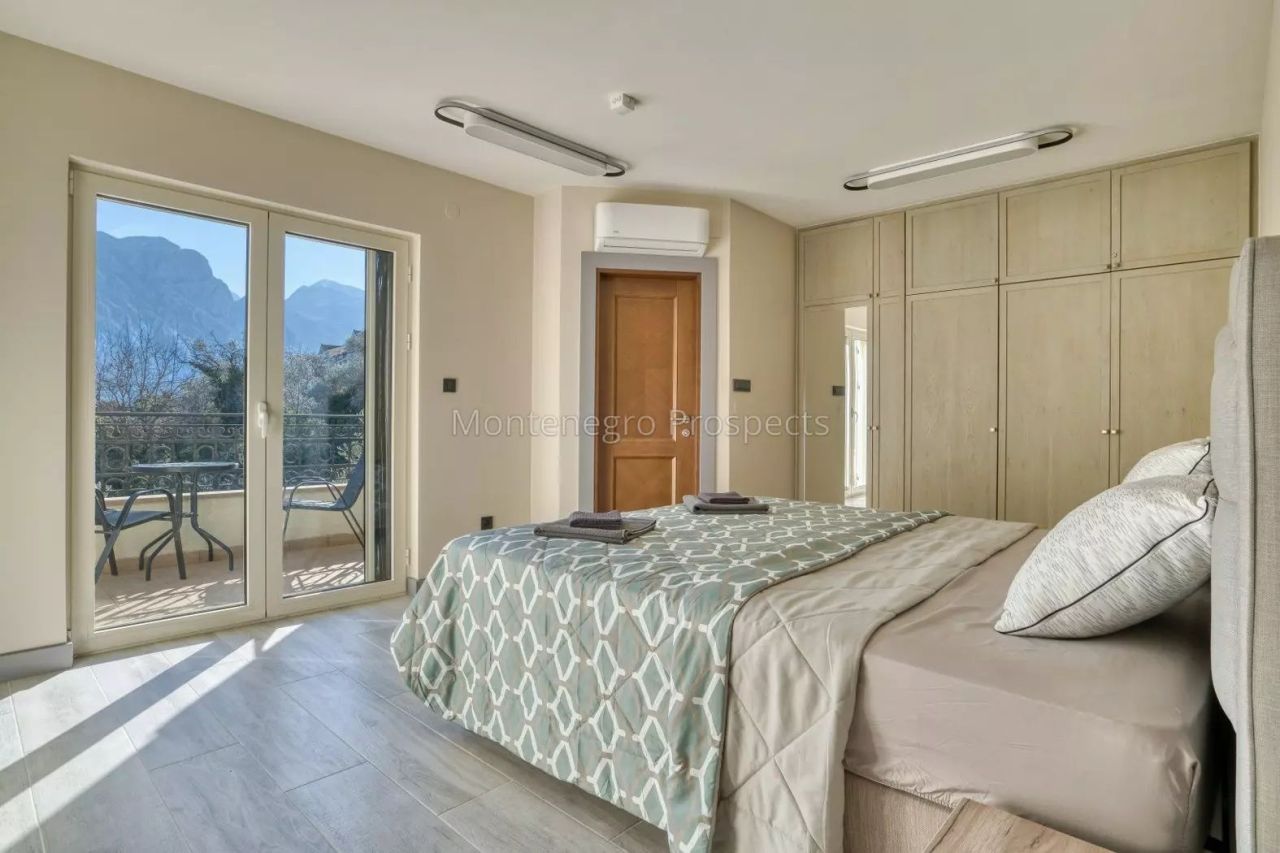 Apartment in Prkanj, Montenegro, 121 m² - Foto 1