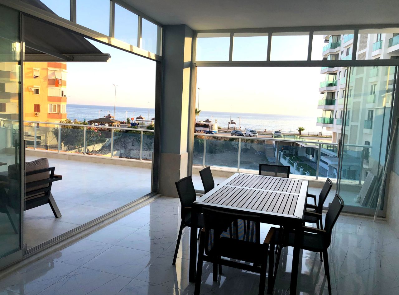 Flat in Alanya, Turkey, 160 m² - picture 1