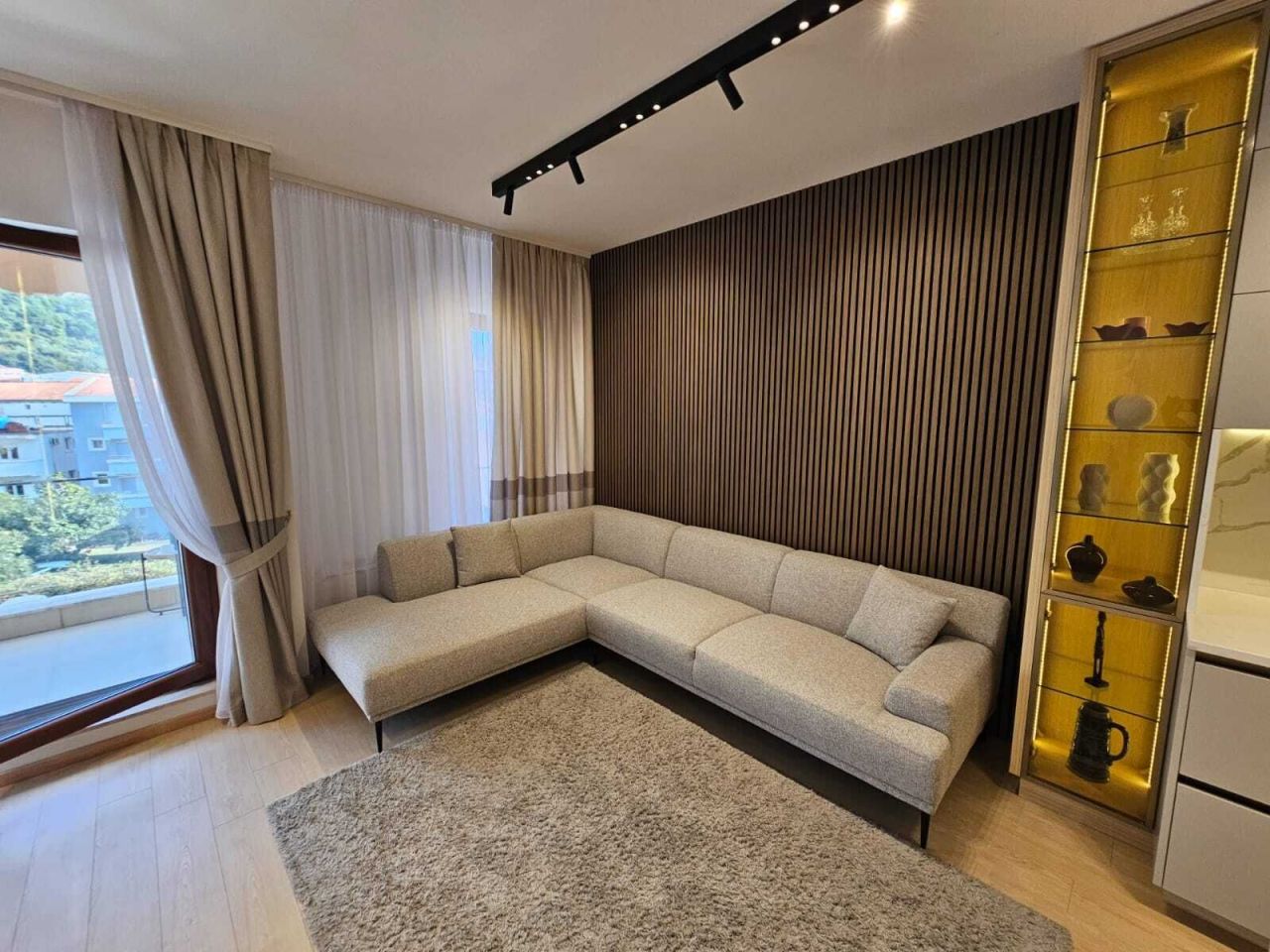Piso en Budva, Montenegro, 86 m² - imagen 1