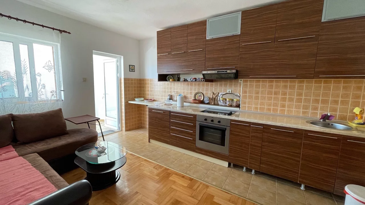 Piso en Budva, Montenegro, 55 m² - imagen 1
