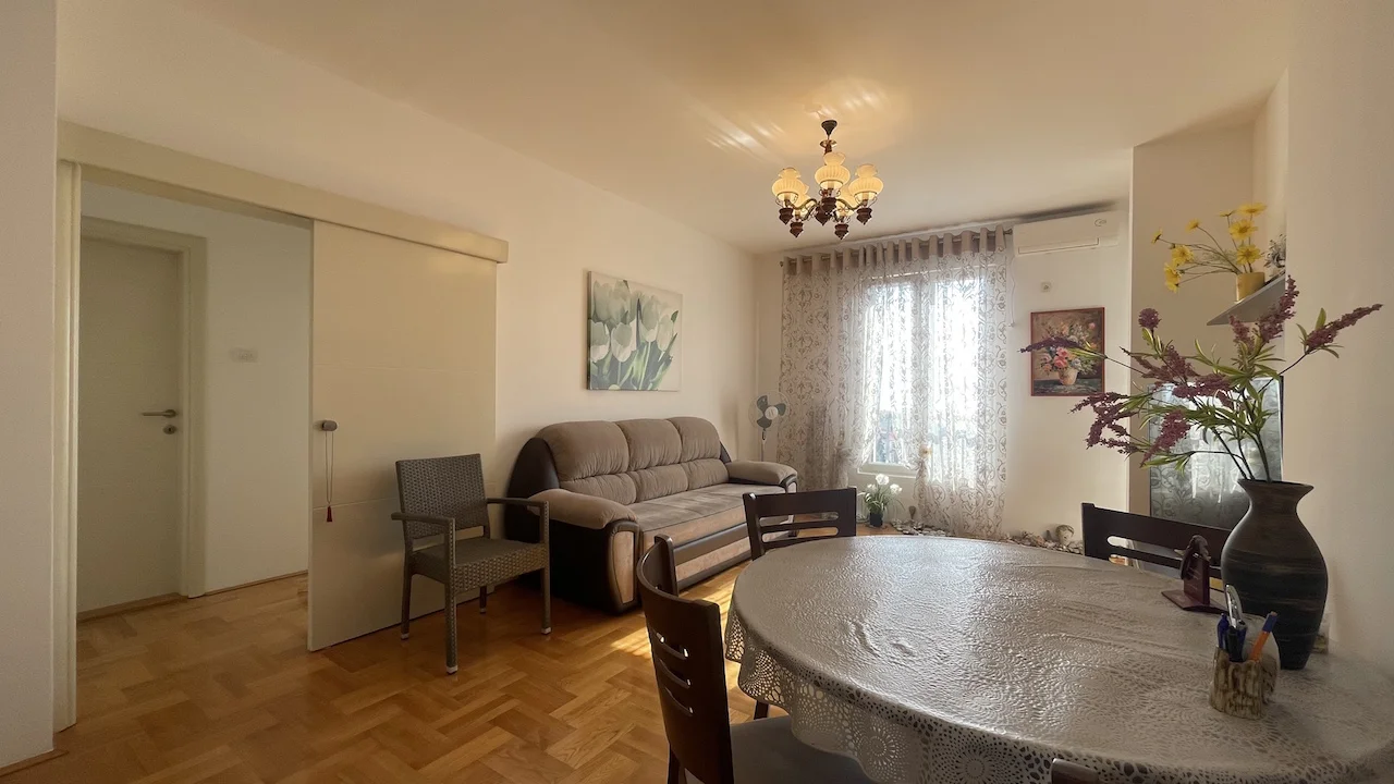 Appartement à Becici, Monténégro, 68 m² - image 1