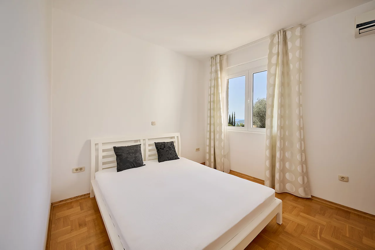 Appartement à Becici, Monténégro, 68 m² - image 1