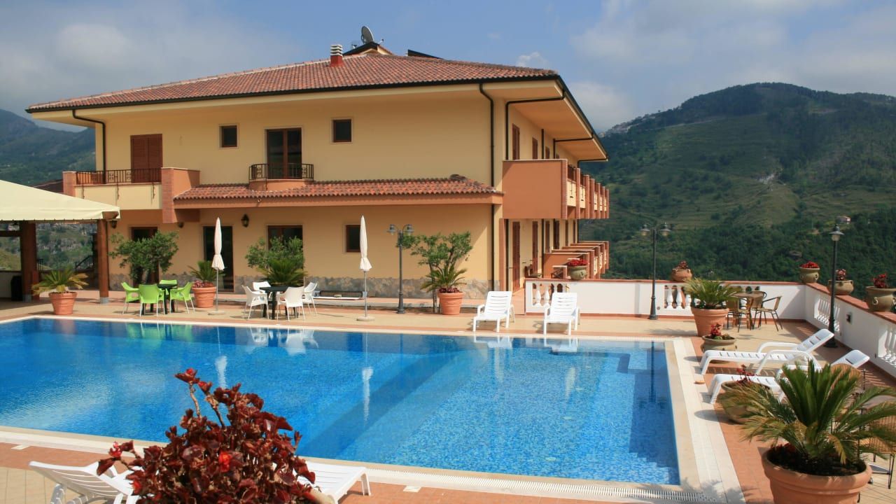 Hotel in Scalea, Italy, 690 m² - picture 8